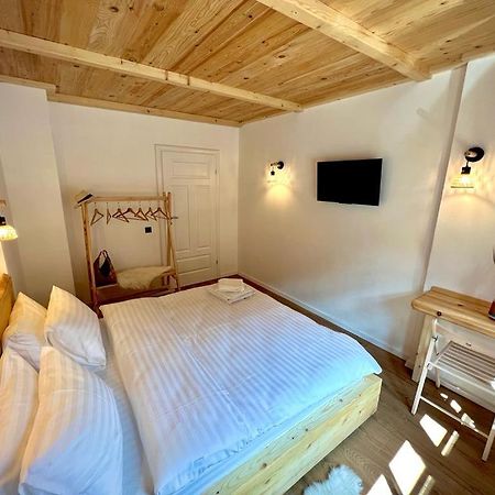 Victoria Gasthaus Rasnov - Charming Vacation House In Rasnov Exterior foto