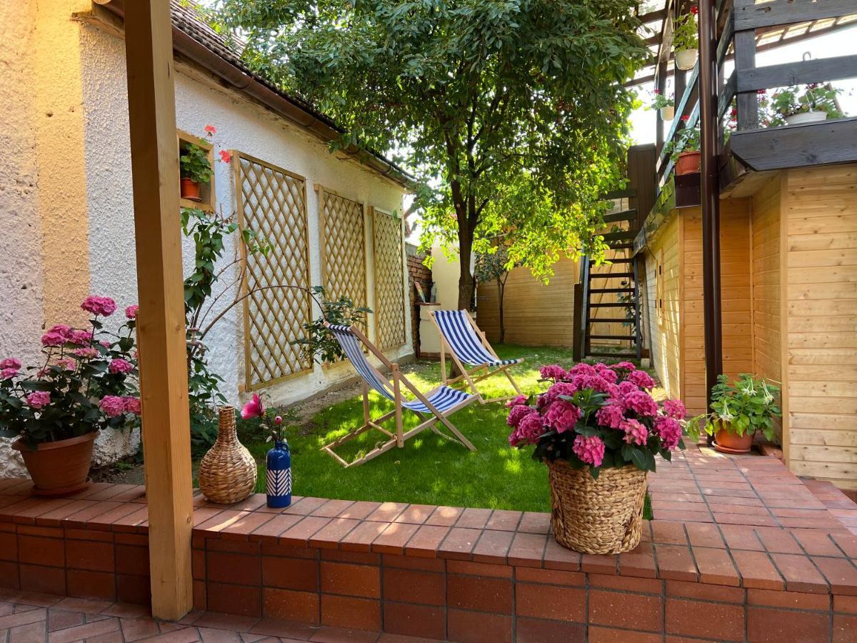 Victoria Gasthaus Rasnov - Charming Vacation House In Rasnov Exterior foto