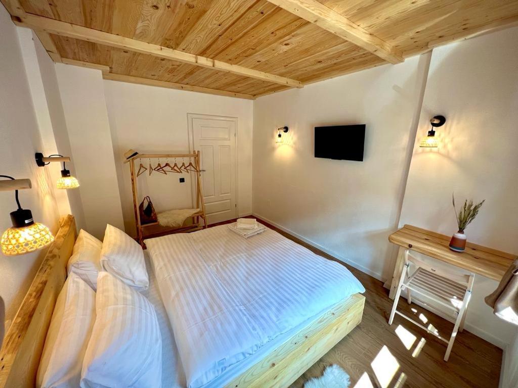 Victoria Gasthaus Rasnov - Charming Vacation House In Rasnov Exterior foto